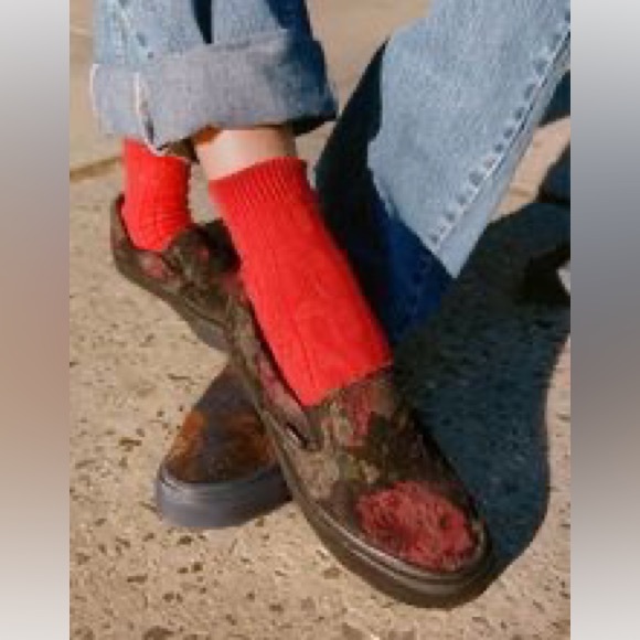 Vans X Opening Ceremony ‘Floral Noir’ 2018 collaboration - Picture 6 of 6